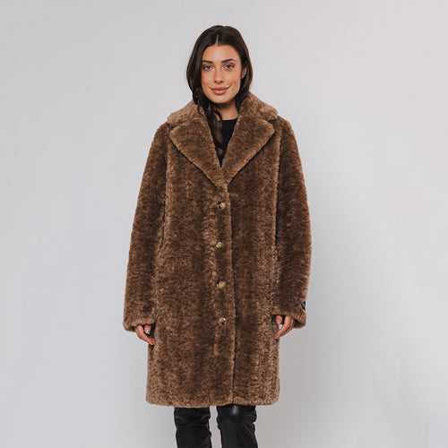 brown fluffy coat